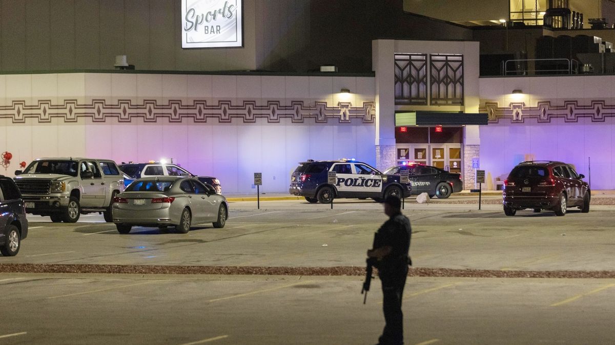 Při střelbě v kasinu ve Wisconsinu zemřeli nejméně tři lidé